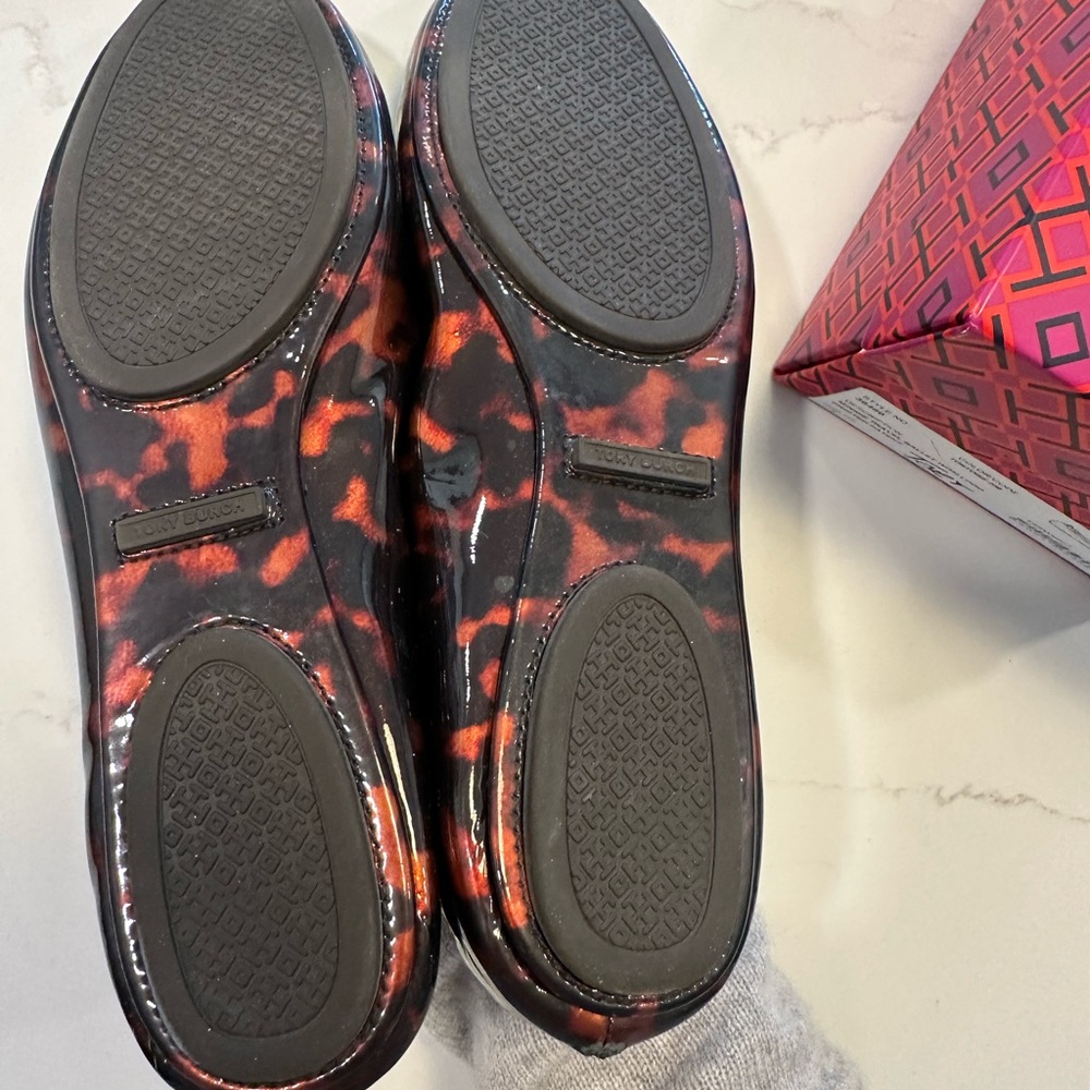 Tory Burch Minnie Ballet Tortoise Flats - Picture 5 of 6